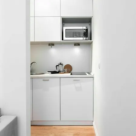 Luxury 60 Warsaw